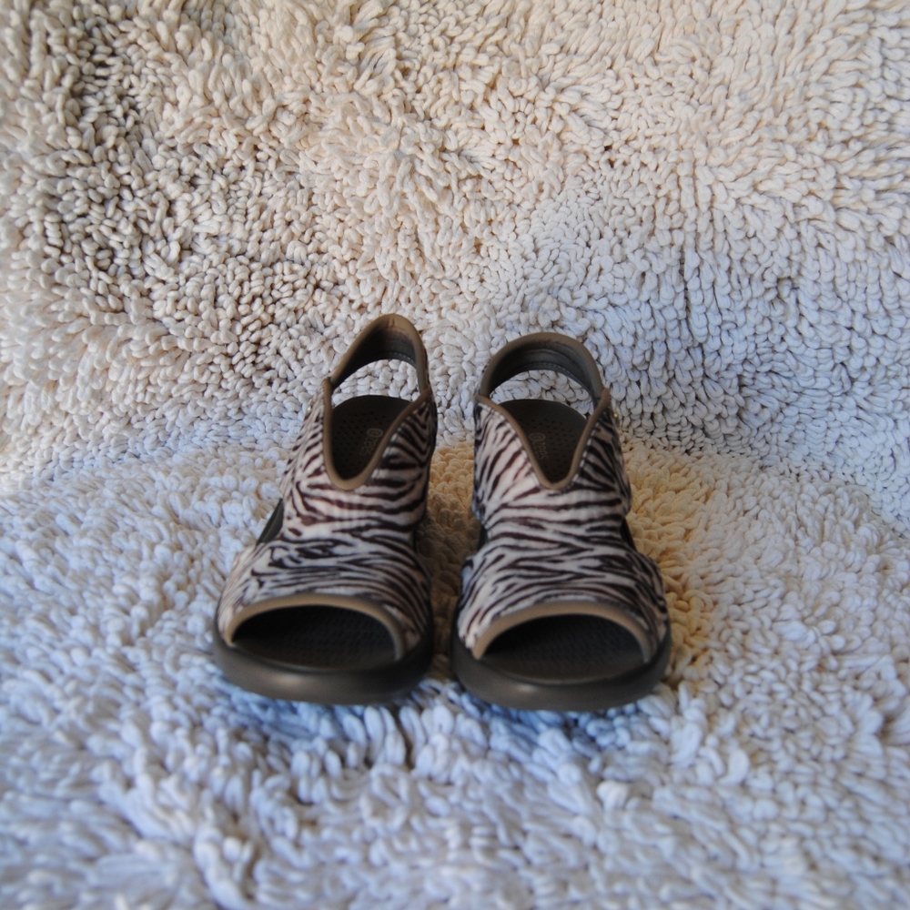Zebra Sandles W Little Heel
